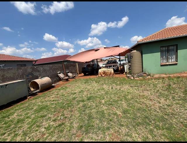 3 BEDROOM HOUSE FOR SALE IN PROTEA GLEN EXT